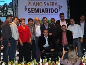 Da esquerda para a direita o time do sisal. Ito(Nordestina) Dilma, Igor (Tucano) Wagner, Assis ( Coité)Adriano (Teofilândia) Tarcísio ( Queimadas),Almir ( Barrocas). Agachados: Zenon ( Santaluz e Osni ( Serrinha).