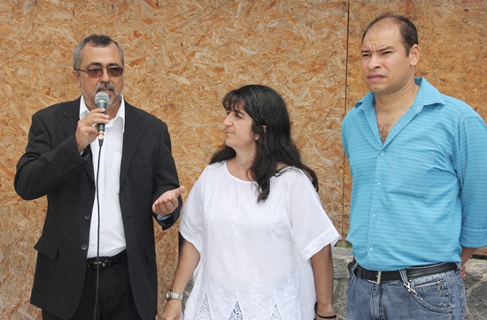 Prefeito Ismael, secretária Virgínia e diretor de Comunicação Cléber.
