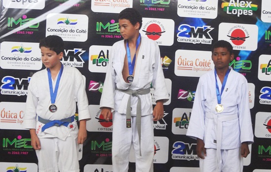 Luiz Fernando Mascarenhas,12 anos, que iniciou no judô este ano conquista seu primeiro pódio na primeira participação