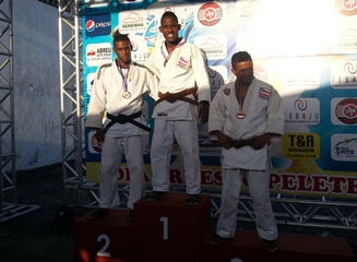 Jackson festeja