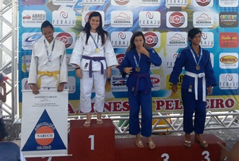 No pódio mais alto Ana Clara Matos