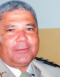 Comandante da CIPM, major Florisvaldo Ribeiro: acusado de crimes Foto: Reprodução