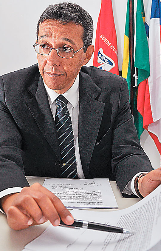 Juiz Josemar Dias teria recebido denúncias contra a PM