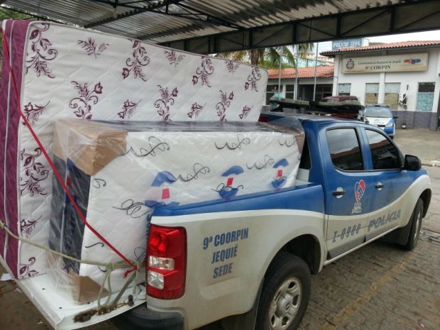 Cargas de colchões é recuperada na Bahia Foto: Divulgação/Polícia Civil