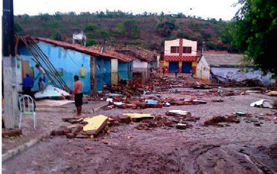 Forte temporal mata oito pessoas na cidade de Lajedinho Calila Noticias