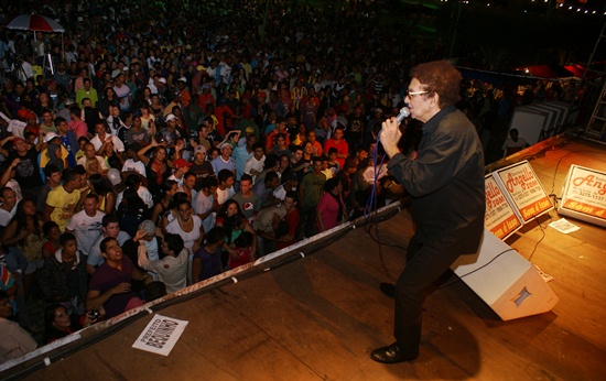 Reginaldo Rossi no Sâo Padro de Retirolândia 2010. Foto: Raimundo Mascarenhas