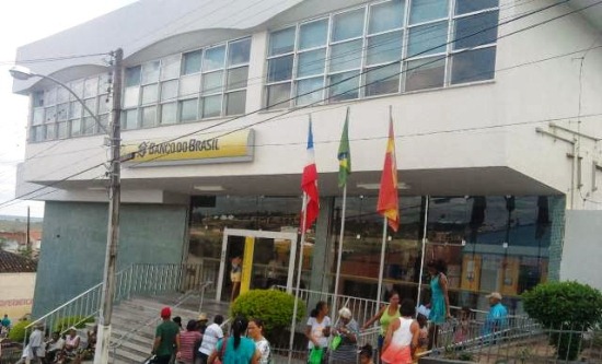 Agência já foi alvo dos assaltantes por mais de uma vez.