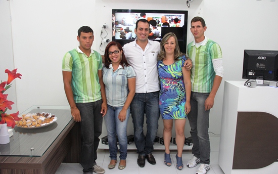 Equipe de Trabalho e diretores: Sérgio, Walesca, Eduardo e sua esposa Tânia e Jackson