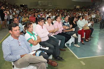 Amissão de desenvolver o município acontece de forma simultânea em todas as secretarias.