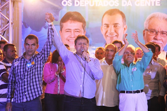 assis apresenta seus candidatos a deputados-foto4- Raimundo Mascarenhas