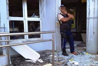 Até o fechamento da matéria não havia informações se foi levado dinheiro.