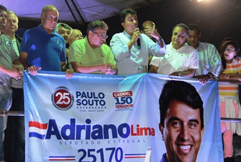 Adriano se diz arrependido um dia ter dividido palanque com o PT