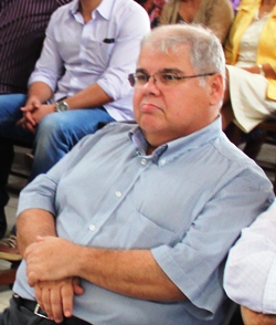 Lúcio luta para reeleição a deputado federal
