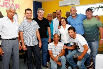 Comitiva formada por coiteenses e jacuipenses foi dizer a Lídice que está firme na caminhada.