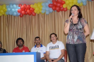 Secretária de Assistência Social Evânia Carneiro.