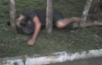 Ferida, a vítima teria corrido, mas caiu morto em uma cerca de arame.