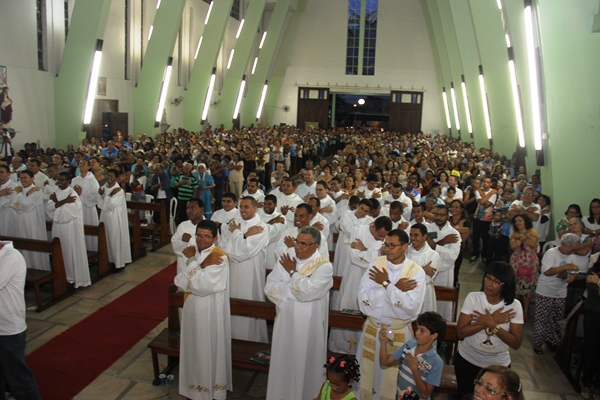 Celebração dos 30 anos de bispado de Dom Itamar Vian - foto- Raimundo Mascarenhas (61)