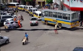 Buzinaço no centro da cidade.