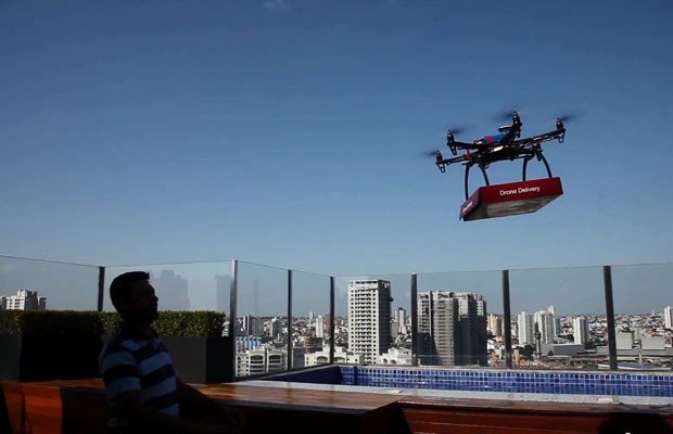 drone pizza
