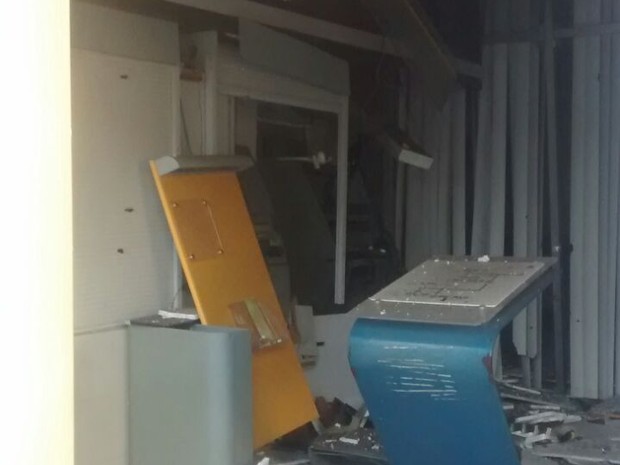 taperoa banco do brasil destruído