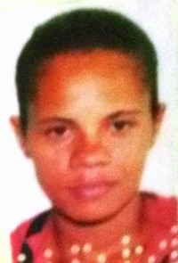 Vítima foi encontrada morta em sua casa.