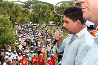 Tico pediu que os trabalhadores continuem participando das manifestações.