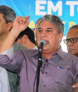 Rosemberg Pinto deu boa noticia quando falou na reabertura do galpão onde funcionava a Via Uno.
