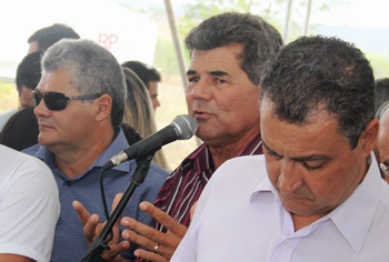 Gika Lopes parabenizou ao governador e ainda mais os beneficiários.