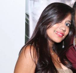 Gêisy tem 20 anos e está desaparecida.