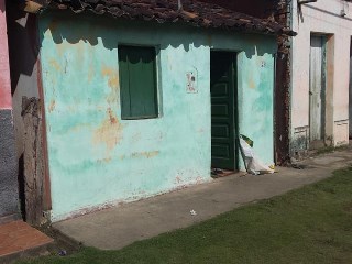 Casa onde ocorreu atentado em Ipiaú