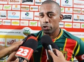 Atleta já atuou pelo principal rival Bahia em 2011.