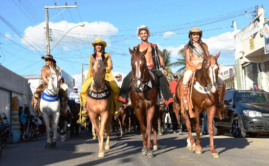 Peão , rainha e princesa na segunda ala.