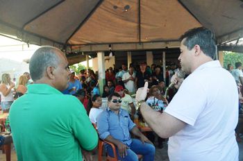 Alex da Piatã foi apoiado por um grupo liderado por Zezito.