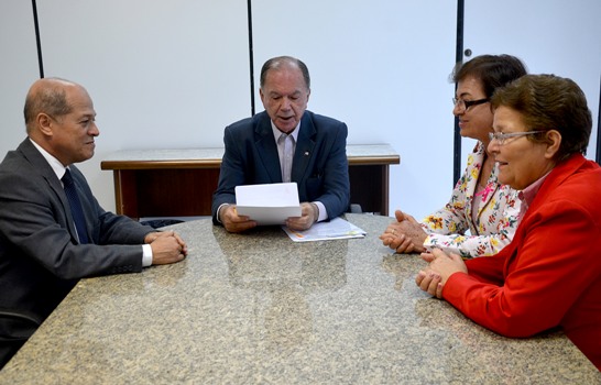 Joseildo Ramos esteve acompanhado do vice-governador João Leão e das deputadas Neusa Cadore e Fátima Nunes.