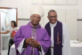 Padre Alexandre disse que a presença de Dom Zanoni deu um entusiasmo a mais a comunidade católica.