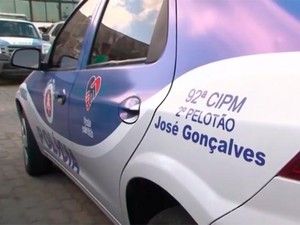 Viatura é doada à PM após série de assaltos em distrito da Bahia