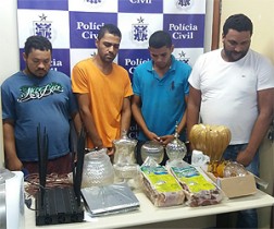 Polícia prende integrantes de quadrilha que roubava cargas na BR-101