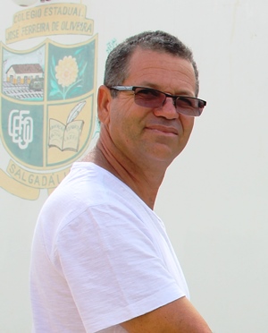 Arinaldo disse que tem algumas coisas que precisam ser colocadas em pratica na escola.