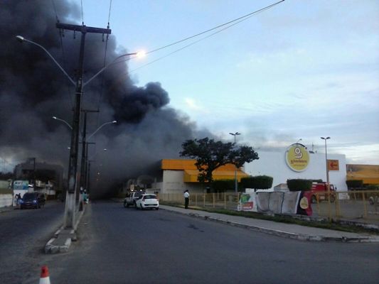 incendio em feira