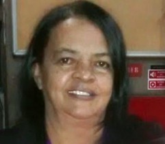 Família aguardava o corpo de Neusa.