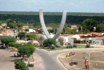 Cidade de Capim Grosso distante cerca de 60 km de Jacobina e 100 Km de Senhor do Bonfim.