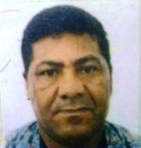 Além de matar a vítima, os meliantes roubaram uma quantia em dinheiro.