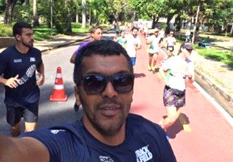 Acioly era amante dos esportes e costumava correr sempre na rua, embora não fosse um atleta profissional.