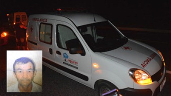 Paciente se jogou de ambulância.