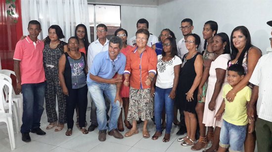 Gika ao lado da companheira Fátima Nunes durante a posse da nova diretoria do SINTRAF de Serrinha