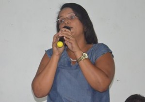 Na eleição passada a professora teve grande votação que lhe credencia a tentar novamente.