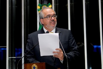 Roberto Muniz assumiu o Senado recentemente ocupado a vaga de Walter Pinheiro