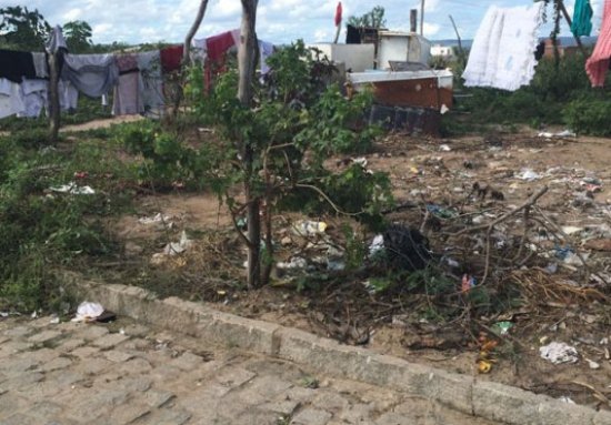 Local onde adolescente sofreu tentativa de homicídio no bairro JK