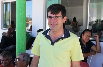 Fagner tem 33 anos, é casado, pai de um filho, atua como advogado está terminando a especialização em Direito Ambiental