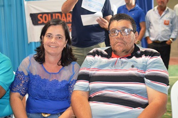 Dai ao lado do esposo, ex-vereador Edroaldo